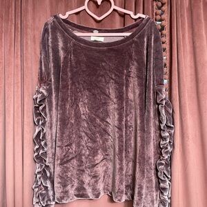 Velvet Ruffle Sleeve Cupio Top